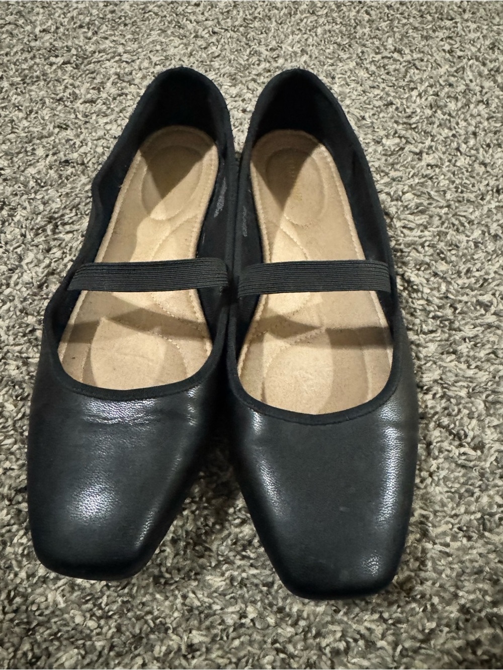 Old Navy Black Mary Jane Square-Toe Flats with Elastic Strap